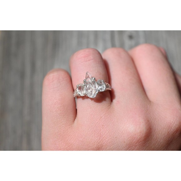 Engagement rings, raw diamond ring, raw stone ring, alternative engageme… - Picture 1 of 6